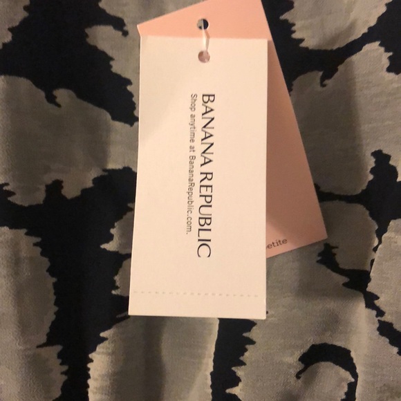 NWT- Banana Republic Dress - Picture 6 of 7